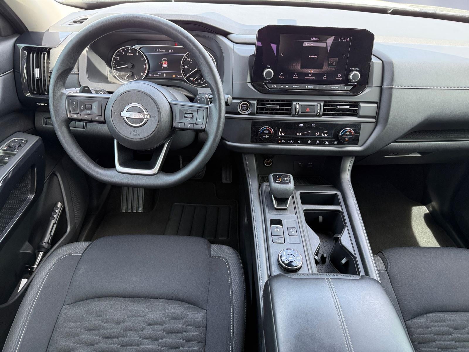 2023 Nissan Pathfinder S