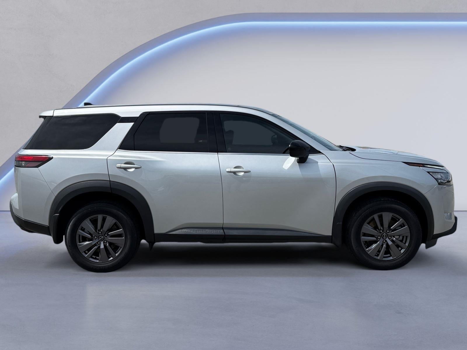 2023 Nissan Pathfinder S