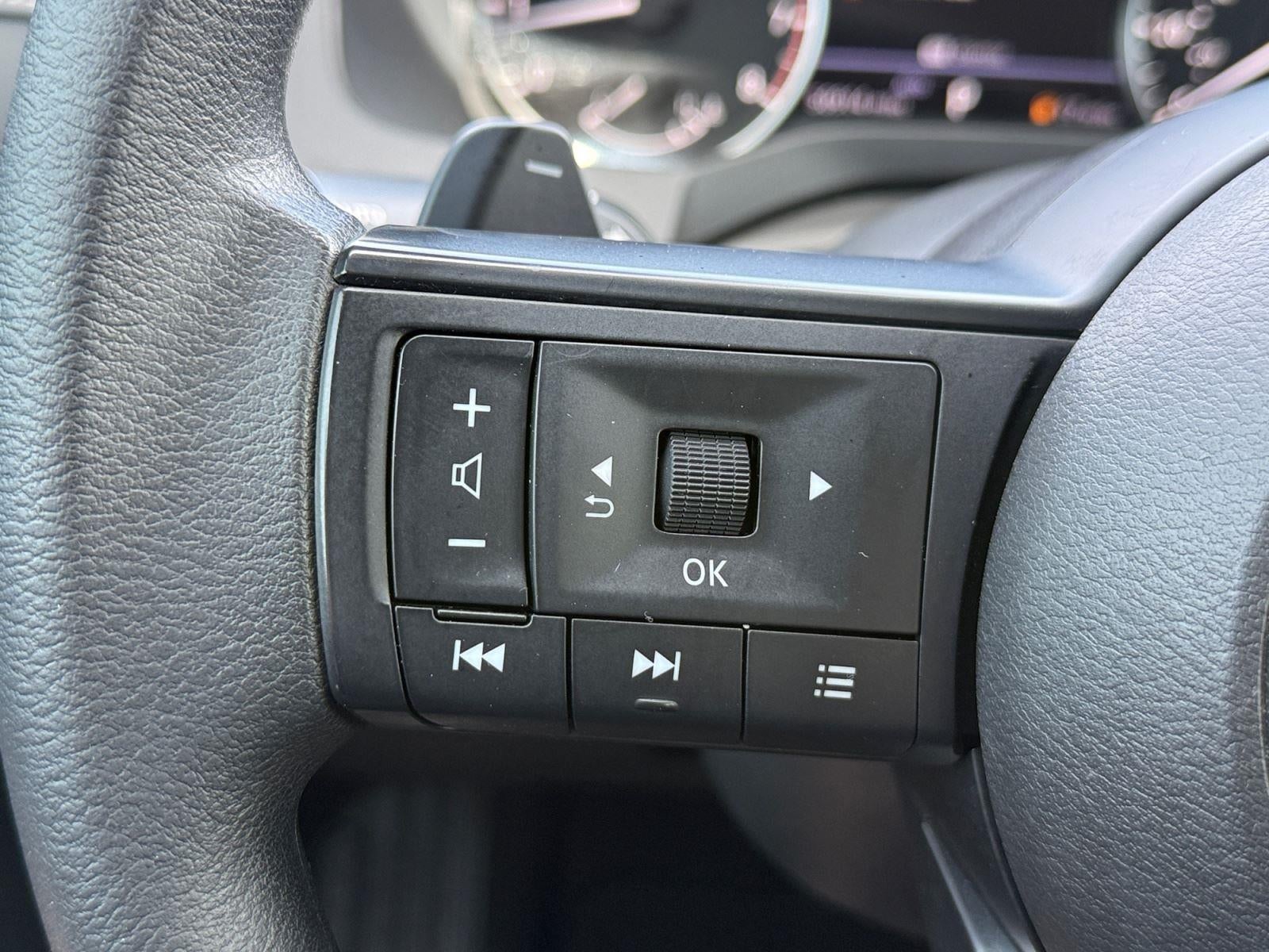 2023 Nissan Pathfinder S