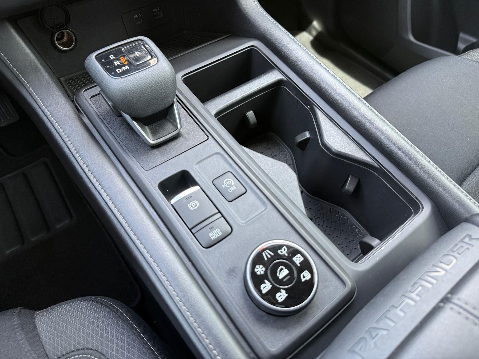 2023 Nissan Pathfinder S