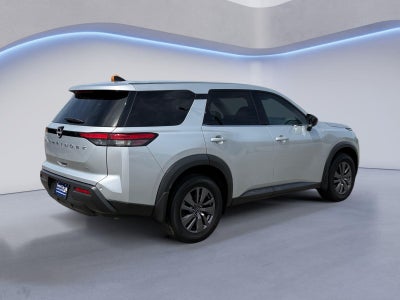 2023 Nissan Pathfinder S