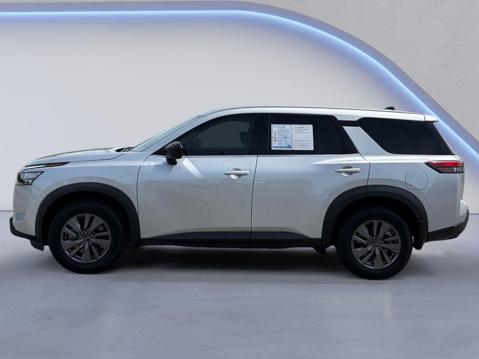 2023 Nissan Pathfinder S