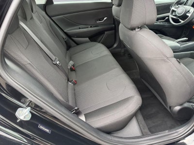 2021 Hyundai Elantra SE