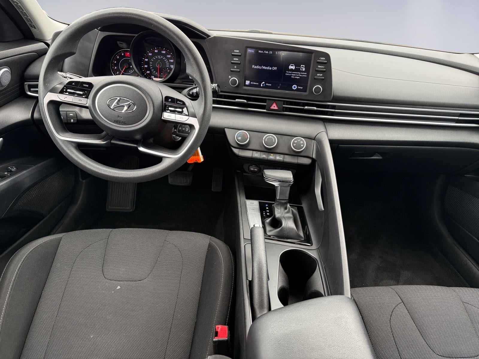 2021 Hyundai Elantra SE