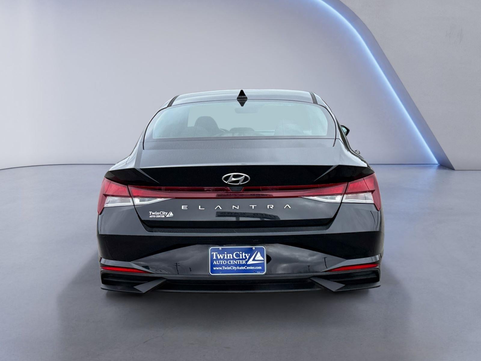 2021 Hyundai Elantra SE