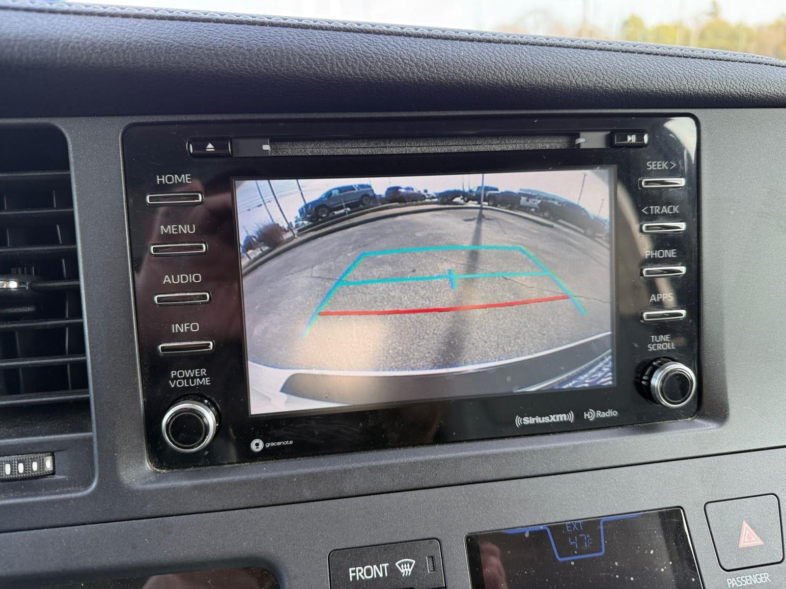 2018 Toyota Sienna XLE 8-Passenger