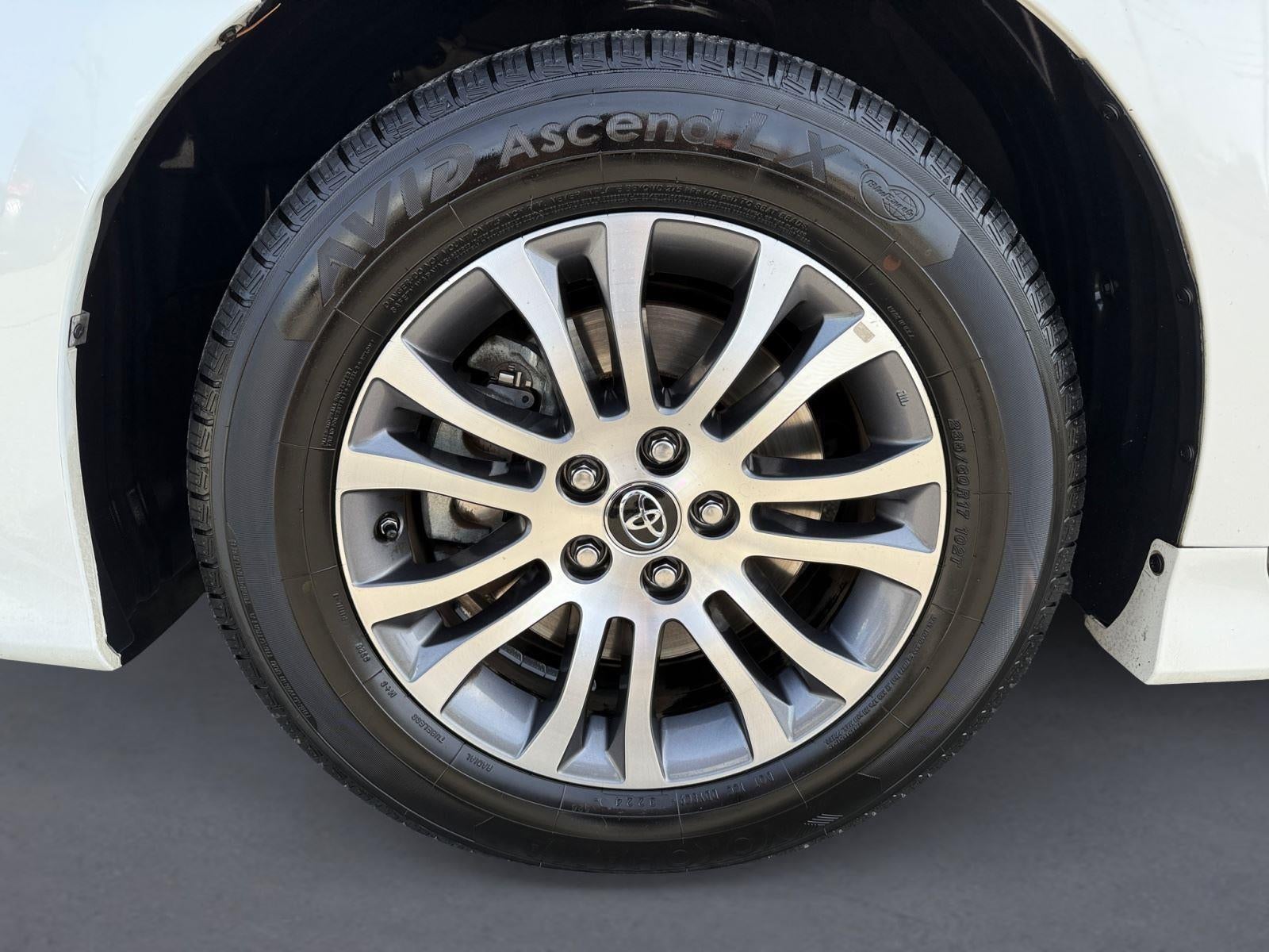 2018 Toyota Sienna XLE 8-Passenger