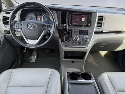 2018 Toyota Sienna XLE 8-Passenger