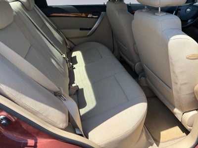 2011 Chevrolet Aveo LT w/1LT