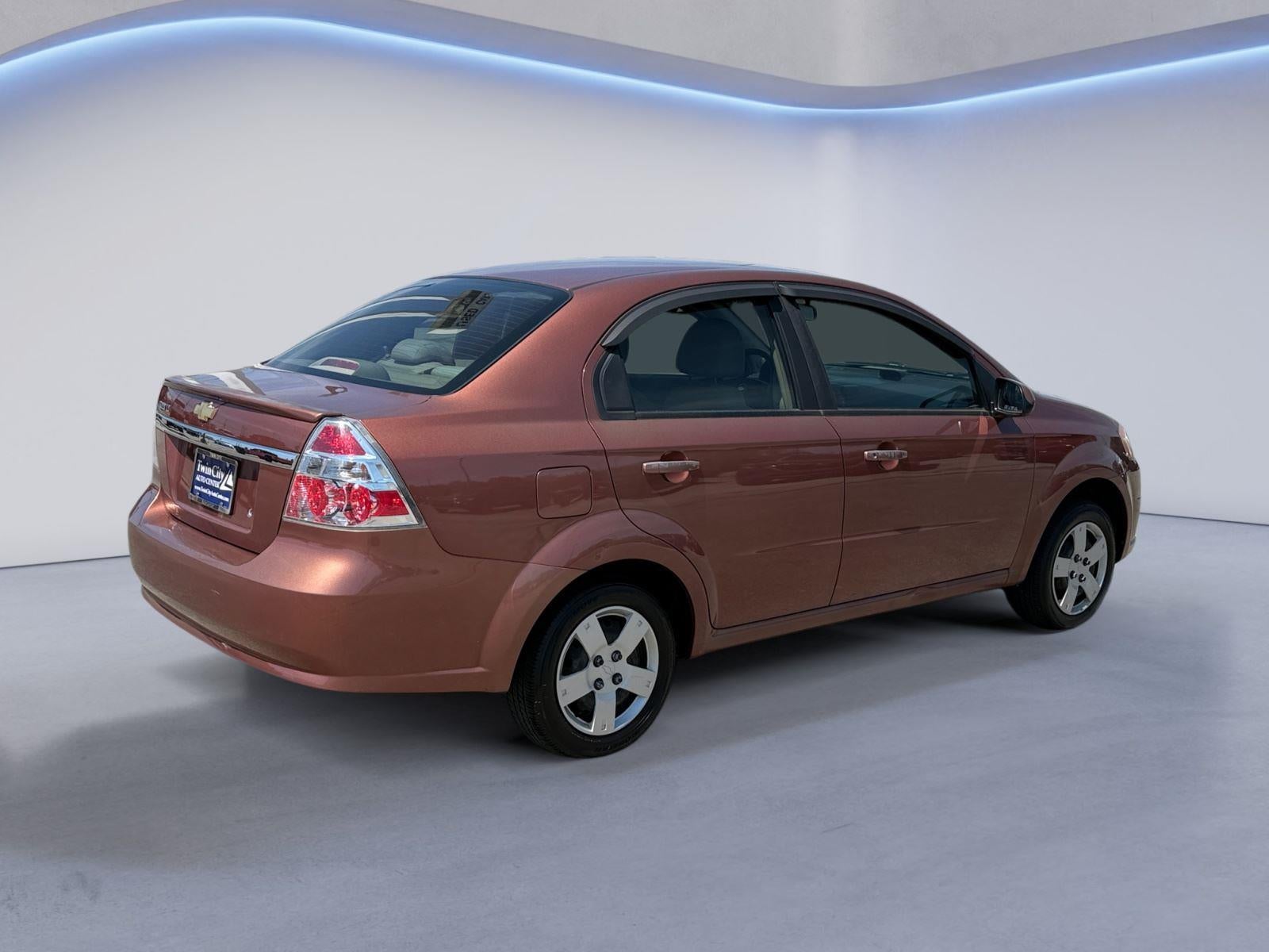 2011 Chevrolet Aveo LT w/1LT