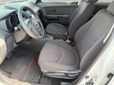 2013 Kia Soul Base