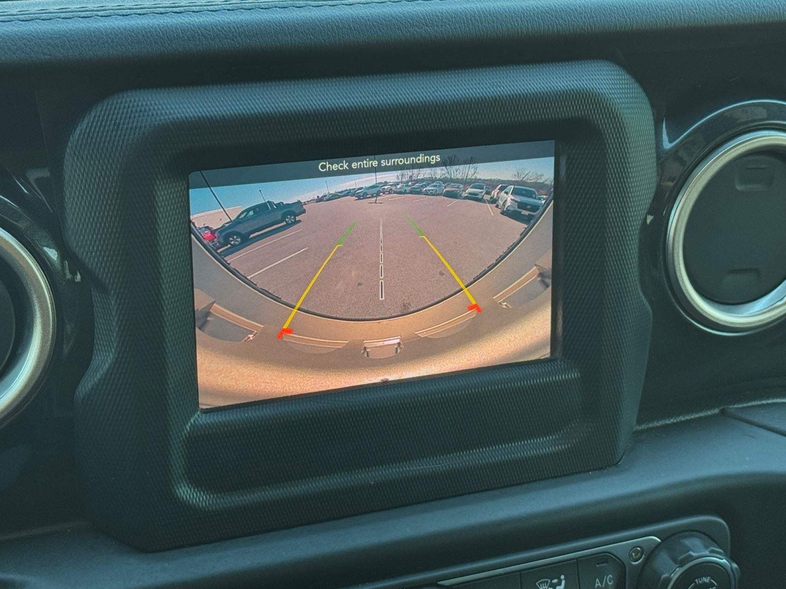 2020 Jeep Wrangler Unlimited Sahara Altitude