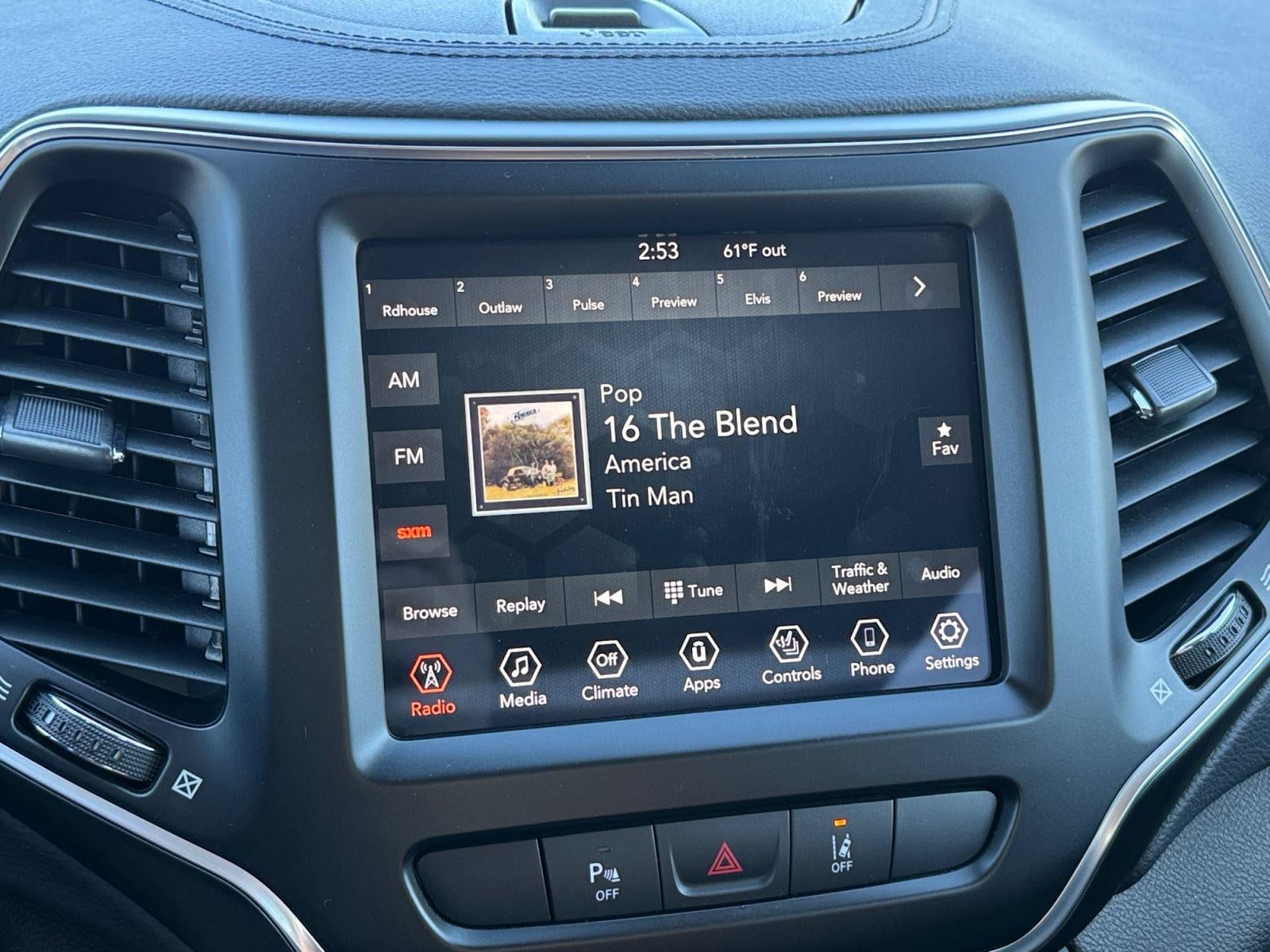 2021 Jeep Cherokee Latitude Lux