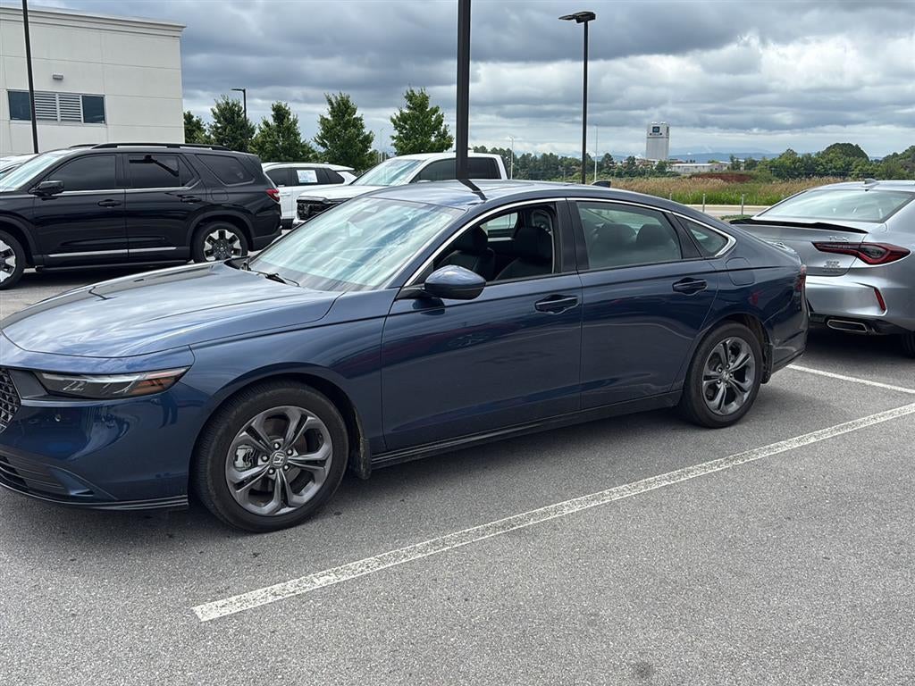 2025 Honda Accord Hybrid EX-L