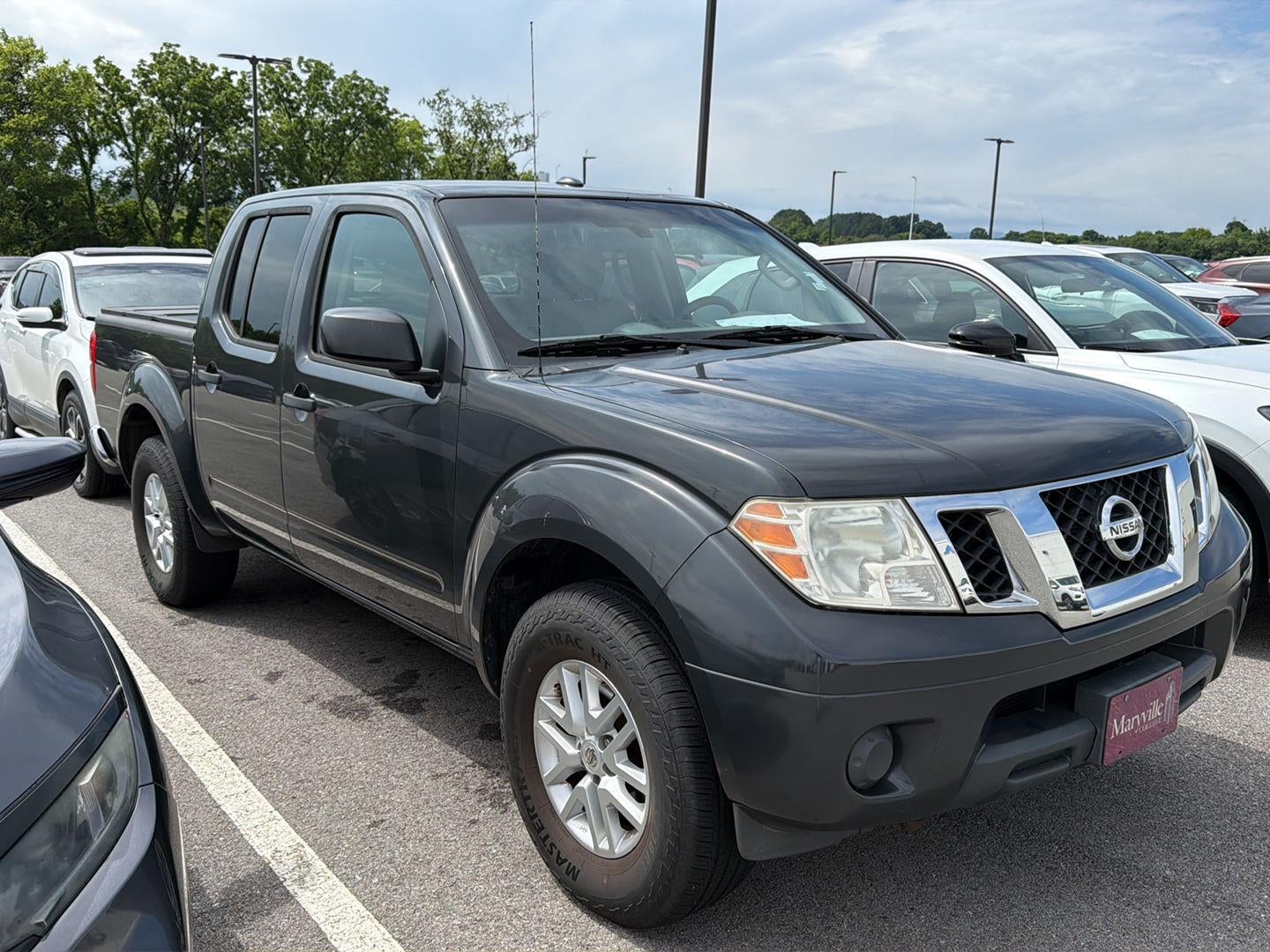 2014 Nissan FRONTIER Base