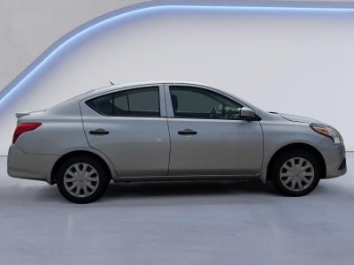 2019 Nissan Versa Sedan S Plus
