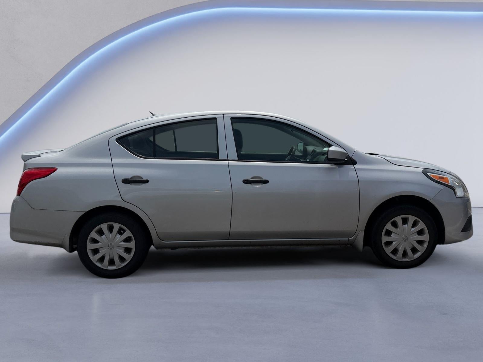 2019 Nissan Versa Sedan S Plus