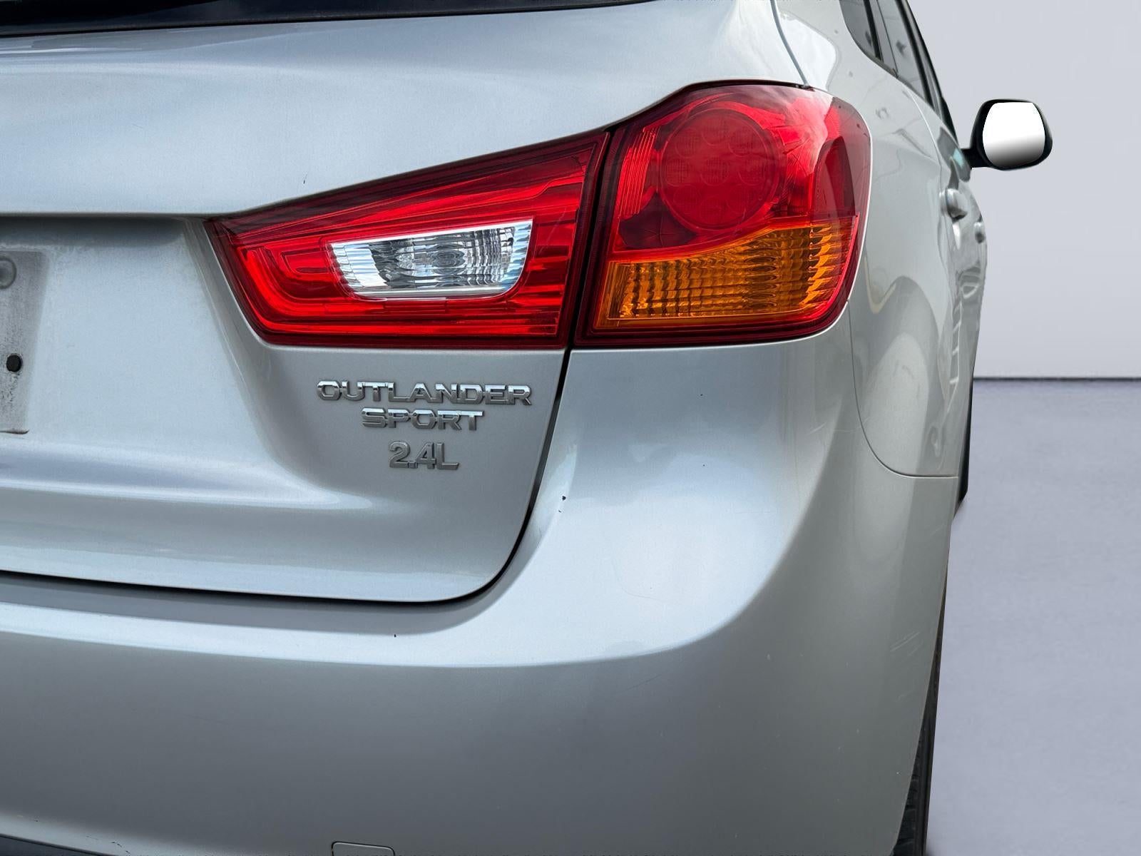 2015 Mitsubishi Outlander Sport 2.4 ES