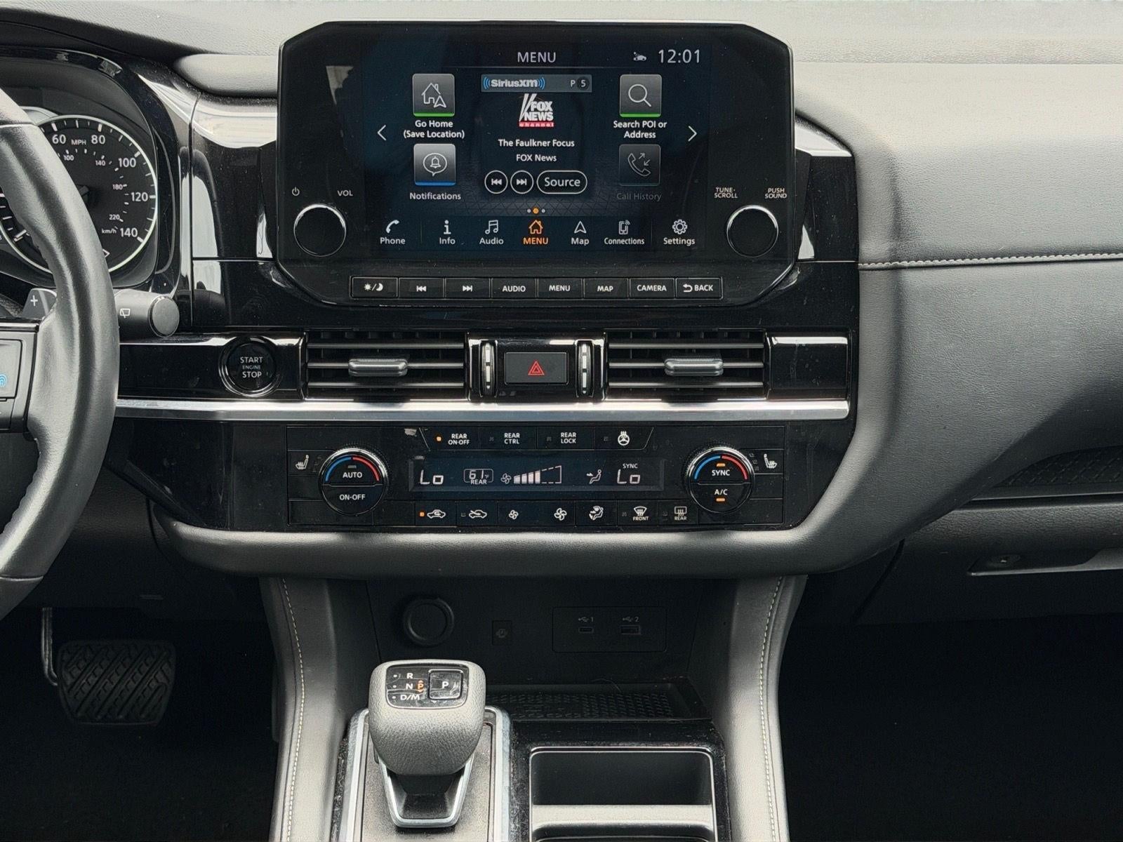 2025 Nissan Pathfinder SL