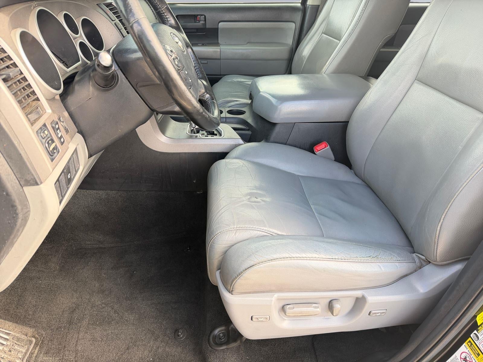 2013 Toyota Sequoia SR5