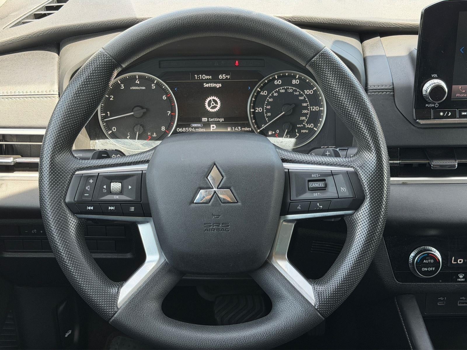 2022 Mitsubishi Outlander ES