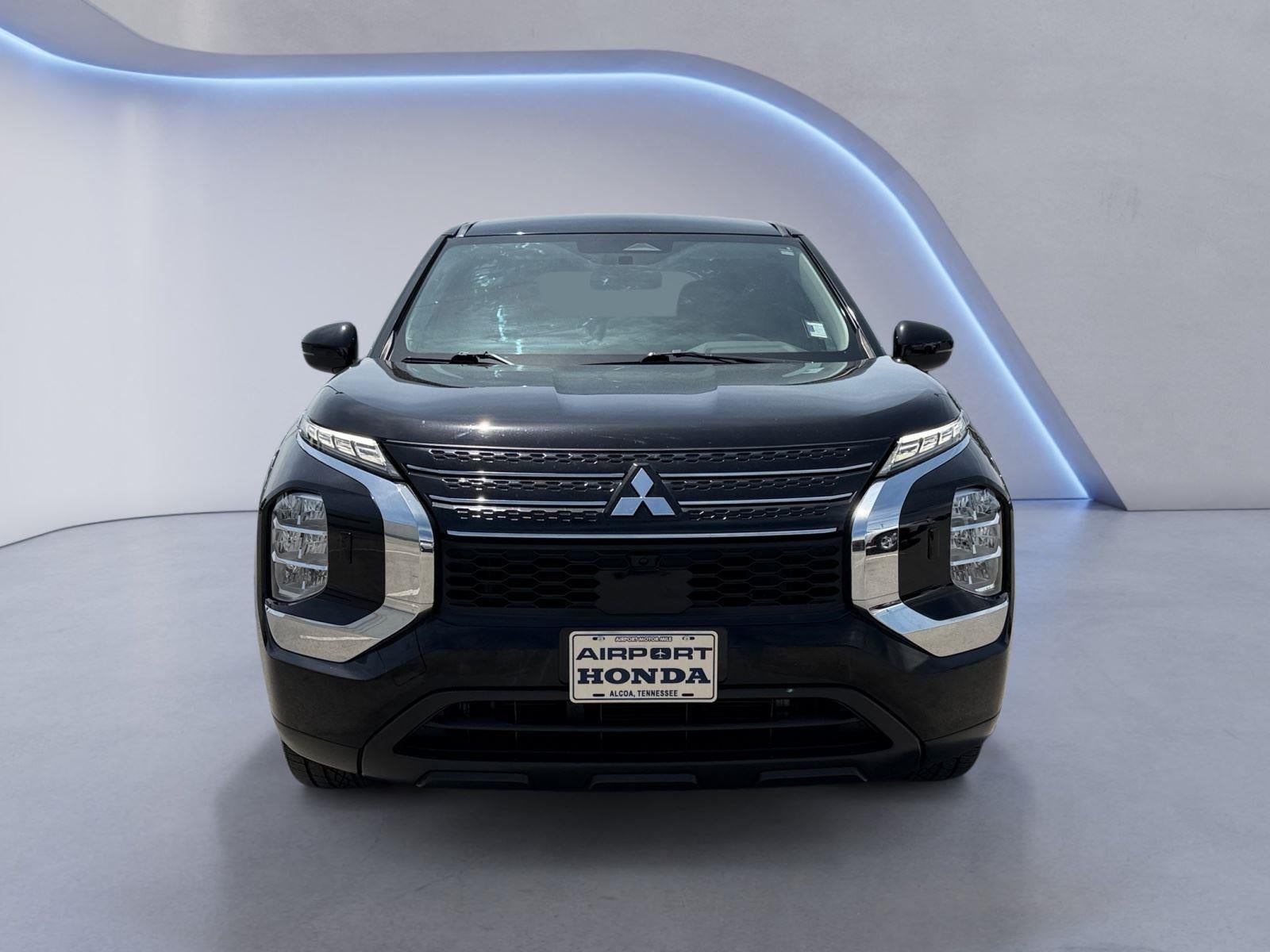 2022 Mitsubishi Outlander ES