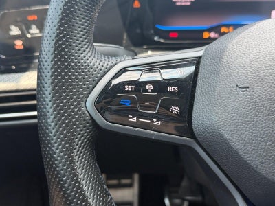 2022 Volkswagen Golf R Base