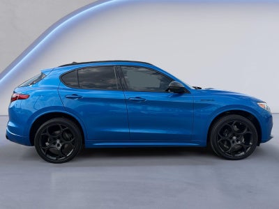 2023 Alfa Romeo STELVI Base