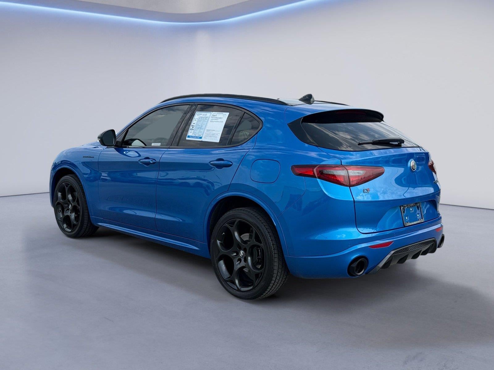 2023 Alfa Romeo STELVI Base