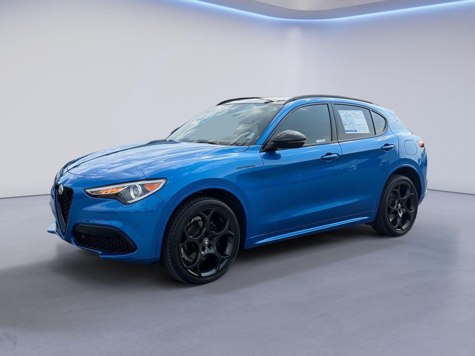 2023 Alfa Romeo STELVI Base